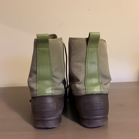 Native Lace Up Rain Boots - Men’s Size 9 - Picture 5 of 6